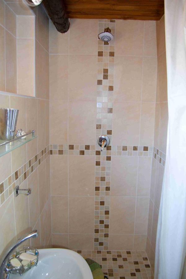 Suzie'S Loft - Nude - Suneden Family Naturist Resort بريتوريا المظهر الخارجي الصورة