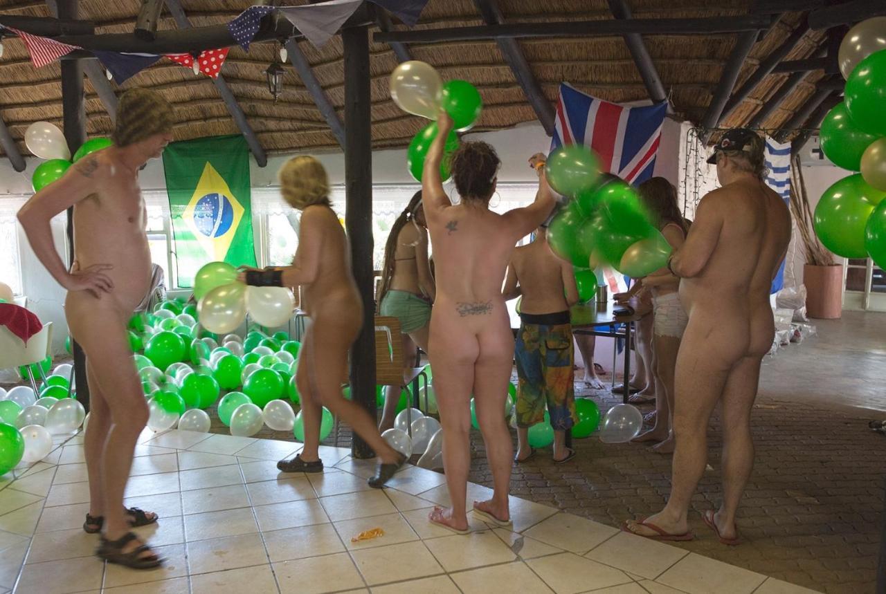 Suzie'S Loft - Nude - Suneden Family Naturist Resort بريتوريا المظهر الخارجي الصورة