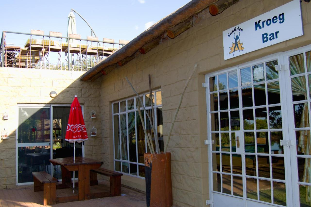 Suzie'S Loft - Nude - Suneden Family Naturist Resort بريتوريا المظهر الخارجي الصورة